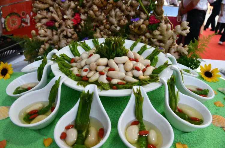 美食小吃节_河马生活节美食贵吗_国际美食节琳琅